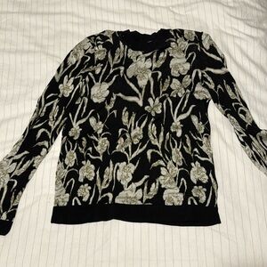 Little moon sweater with design